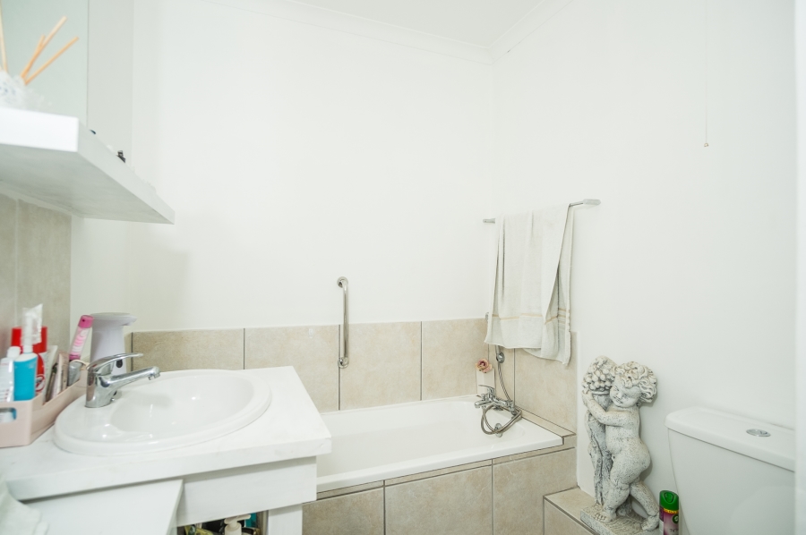 3 Bedroom Property for Sale in Kommetjie Western Cape